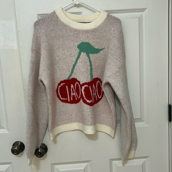 A new day Ciao Ciao Cherry sweater size medium white red NWT crewneck - Picture 1 of 7